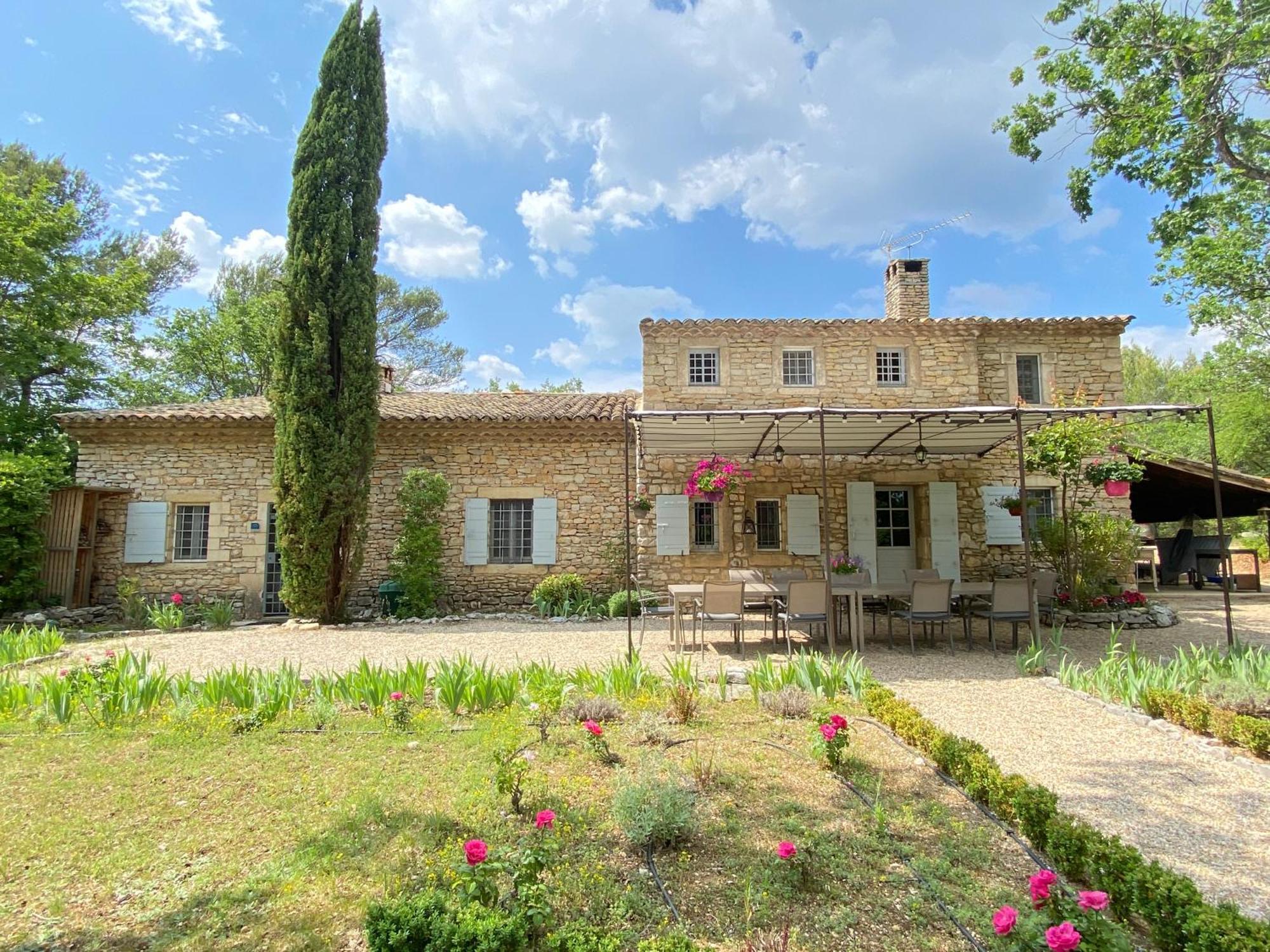 Mas De Veroncle, Piscine Et Quietude A Farm stay