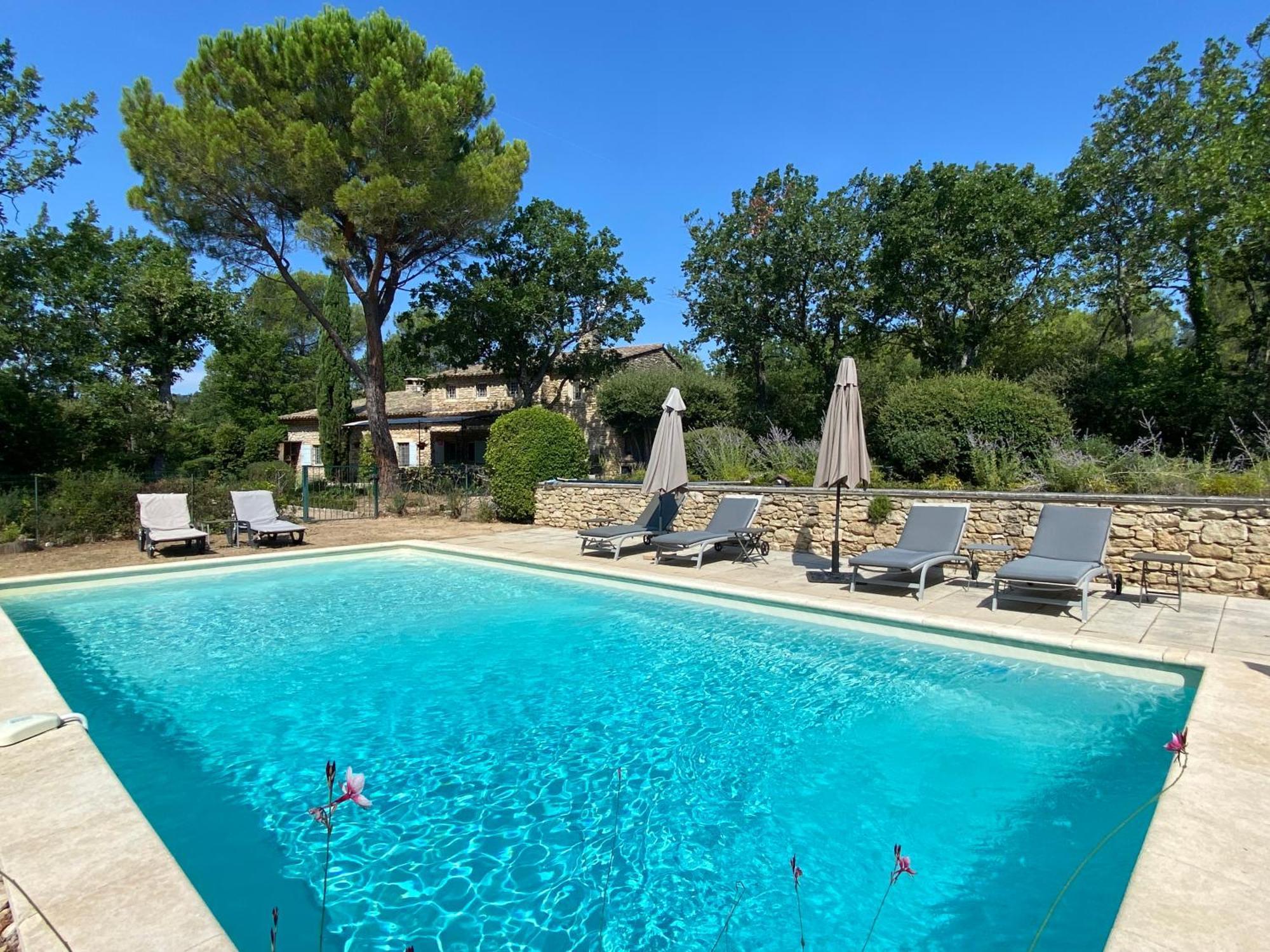 Farm stay Mas De Veroncle, Piscine Et Quietude A Gordes