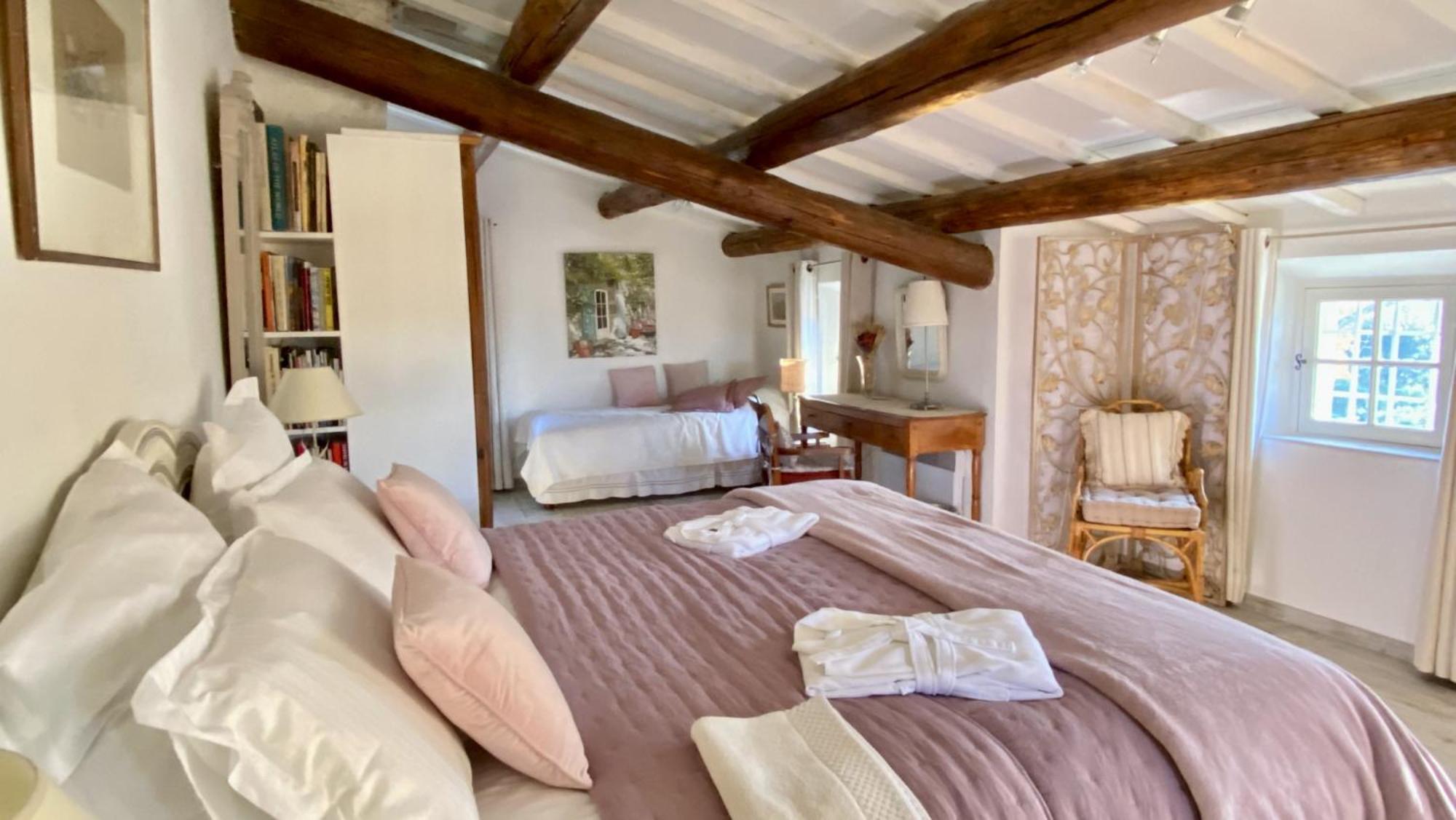 Mas De Veroncle, Piscine Et Quietude A Gordes